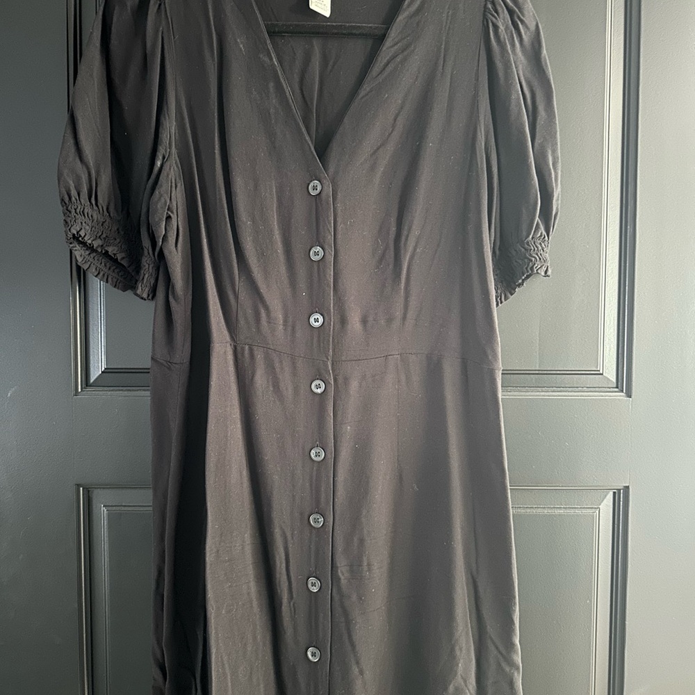 H&M Gray Puff Sleeve V-Neck Sundress